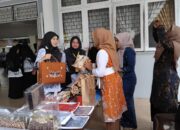 Ketua DEKRANASDA Kab. 50 Kota Dorong Pelaku Usaha Terus Berinovasi 