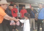 Polres Payakumbuh Bagikan Ratusan Kantong Daging Kurban Untuk Masyarakat