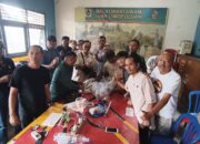 Syukuran, Fajar Rillah Vesky Makan Basamo di Balai Wartawan