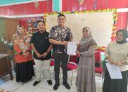 Kerja Nyata, Nasdem Sumbar Serahkan Beasiswa PIP Bagi Ratusan Peserta Didik di Kota Payakumbuh 