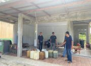 Polres Kepulauan Mentawai Tangkap Sindikat Penyelewengan BBM BBM Jenis Pertalite di Sipora Utara