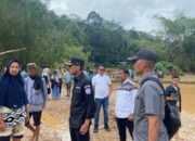 Bupati Safaruddin Kunjungi Korban Bencana Banjir Bandang di Limapuluh Kota