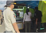 Satpol-PP Payakumbuh Tertibkan PKL Sepanjang Jalur Soekarno-Hatta 