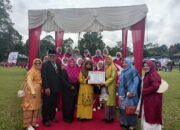 Peduli Peristiwa Situjuah, Hj Indrawati Diganjar Penghargaan