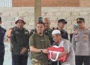 Terjang Jalan berlumpur, Wabup Limapuluh Kota Antar Langsung Bantuan ke Galugua