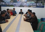 Mantan Bupati Safaruddin Dt. Bandaro Rajo Silaturrahmi Sekaligus Buka Bersama dengan Jurnalis Luak Limopuluah