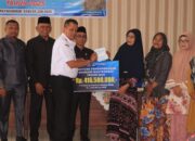 Ratusan Warga Payakumbuh Terima Bansos