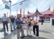 Lapas Tanjung Pati Bagikan Puluhan Liter Minyak Goreng untuk Warga