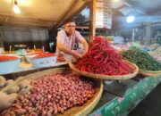 Harga Cabe di Pasar Ibuah Masih Berfluktuasi, Daya Beli Warga Menurun