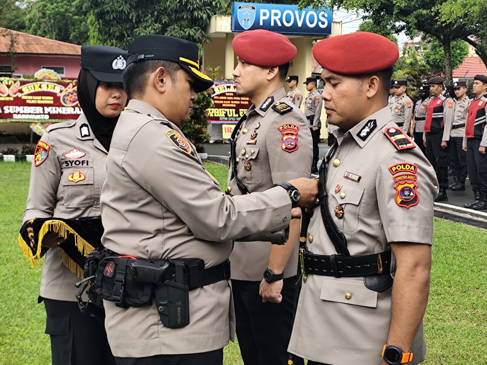 Kapolres Payakumbuh, AKBP. Ricky Ricardo memimpin Proses Serahterima Jabatan (SERTIJAB) Kasat Reskrim Polres Payakumbuh dan Kapolsekta Payakumbuh.