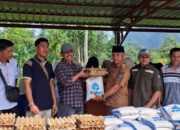 Ratusan KK Di Nagari Balai Panjang Terima Bantuan Sembako dari Usaha Kita PS