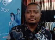 Boy Sandi, Anggota DPRD Kota Payakumbuh Apresiasi Bantuan Smartboard, Berharap Murid Tidak Malas-malasan 