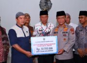 Tim Safari Ramadhan Provinsi Sumatera Barat Bantu Mesjid Wustha Rp. 50 Juta