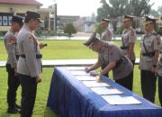 Sejumlah Pejabat Utama  Dirotasi, Kapolres Pasbar : Lakukan Inovasi Dalam Melayani Masyarakat 