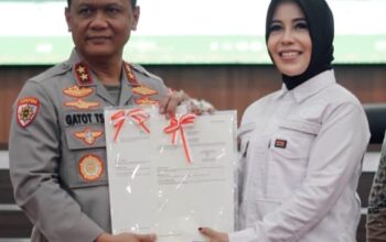 Berikan Kuliah Umum, Rezka Oktoberia Apresiasi Kapolda Sumbar
