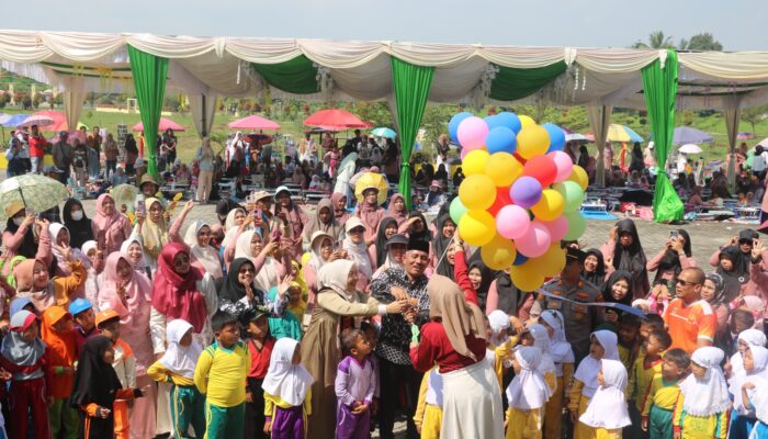 Bupati Lima Puluh Kota Tekankan Pentingnya Kreativitas Anak Usia Dini, Tutup Tahun Ajaran TK Sekaligus HUT IGTKI-PGRI ke-76